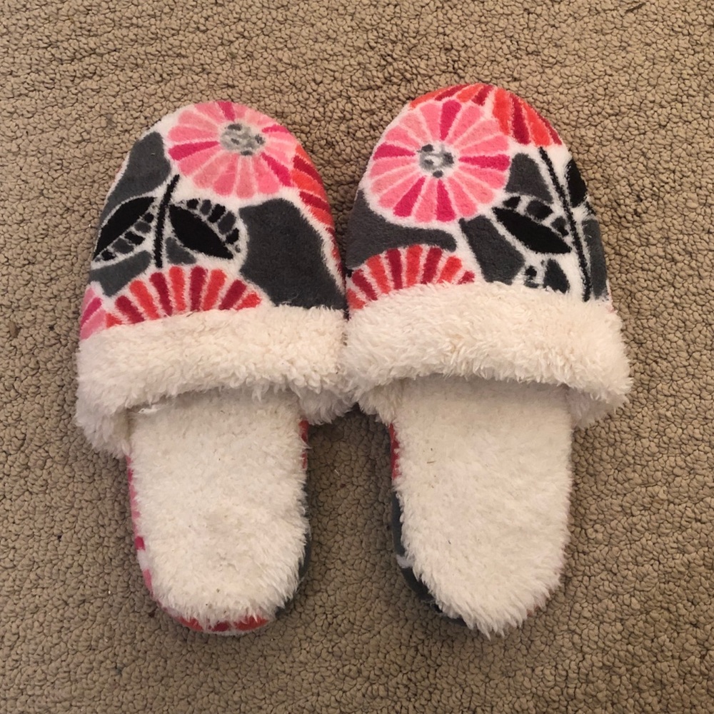 New Vera Bradley Slippers size 7-8